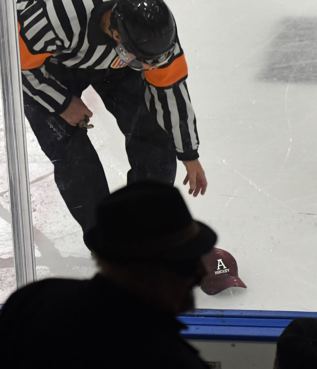 Auburn Clinton Hockey 19.JPG